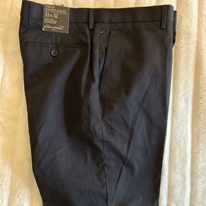 NWT Banana Republic Mens slim fit non iron black pants - reg fit let at bottom.
